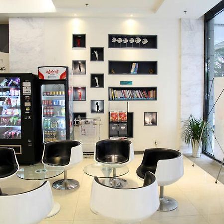 City Comfort Inn Liuzhou North Railway Station Branch מראה חיצוני תמונה